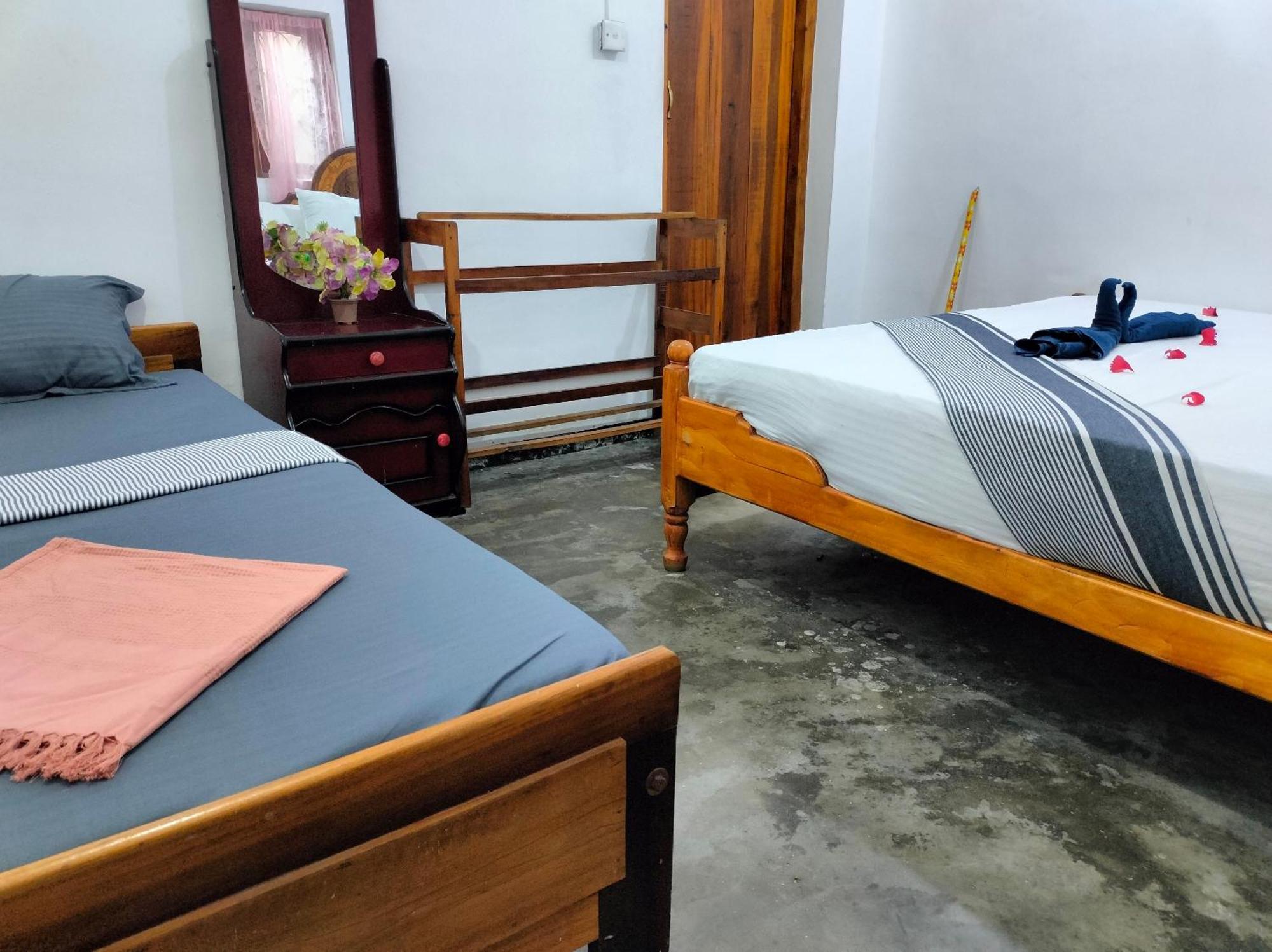 Costels Arugambay Hostel Vịnh Arugam Phòng bức ảnh